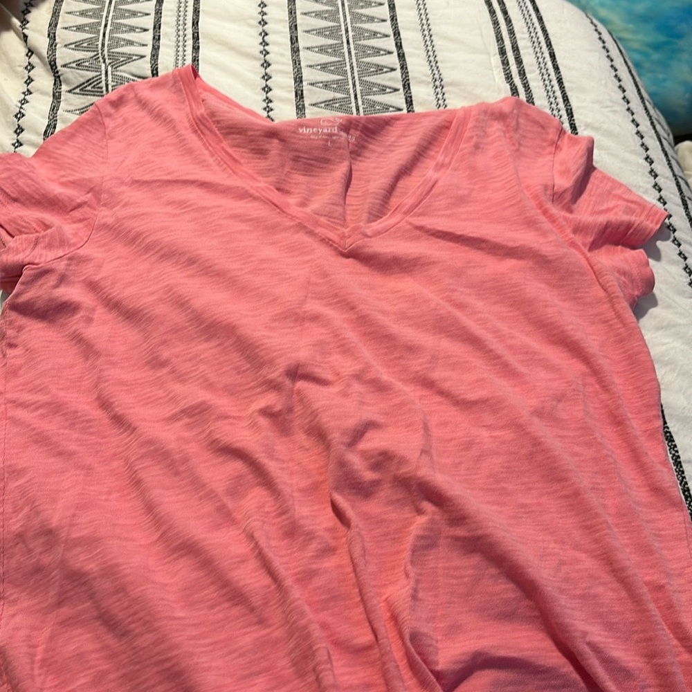 Coral vineyard vines v-neck